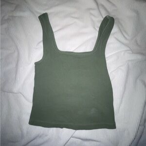 green cropped tank